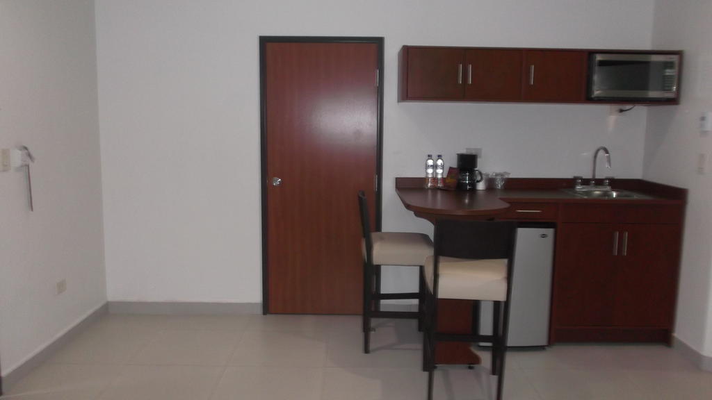 Booye Hotel Navojoa Room photo