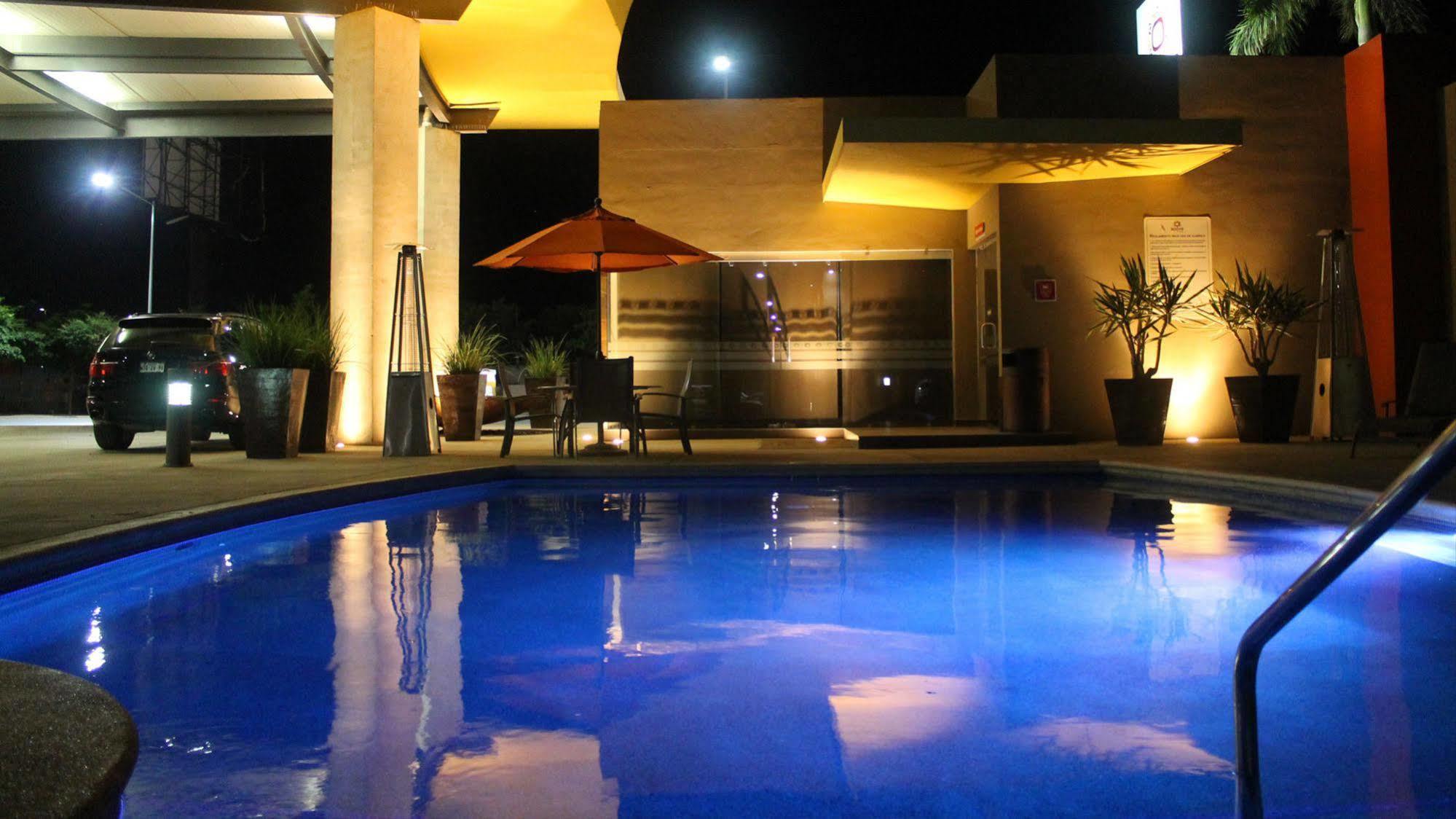 Booye Hotel Navojoa Exterior photo